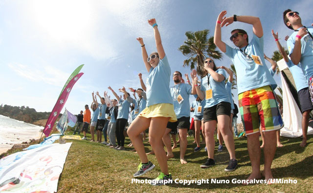 Thumbnail da galeria Gata na Praia